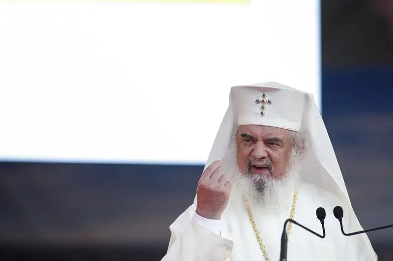 BOR aprobă retragerea mitropolitului Petru al Basarabiei