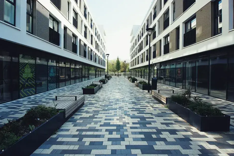 Campusul fantomă: 6 milioane de euro pentru o ruină