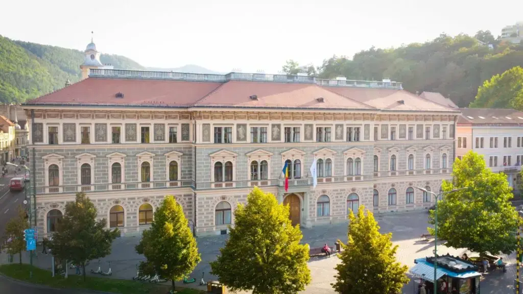 Facultatea cu cele mai mari medii de admitere în România – UT Brașov