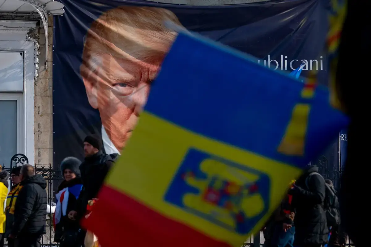 Fostul ambasador SUA: România, mai conservatoare ca America. Simion, un mincinos