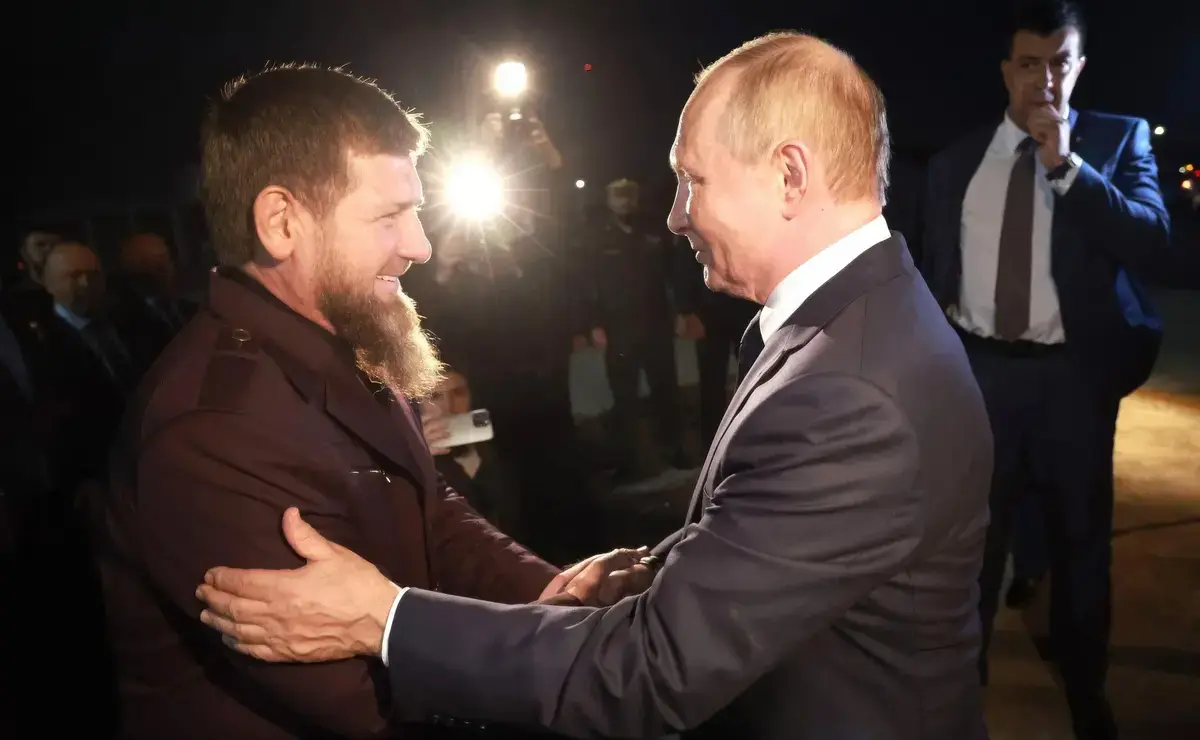 Paradoxul Kadîrov: Susținător al lui Putin, dar protector al cecenilor?