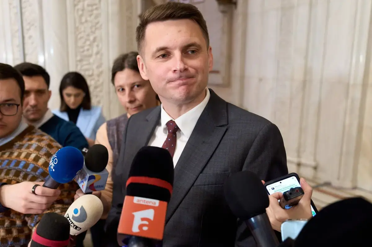 Senatul intră în sesiune extraordinară pentru PNRR
