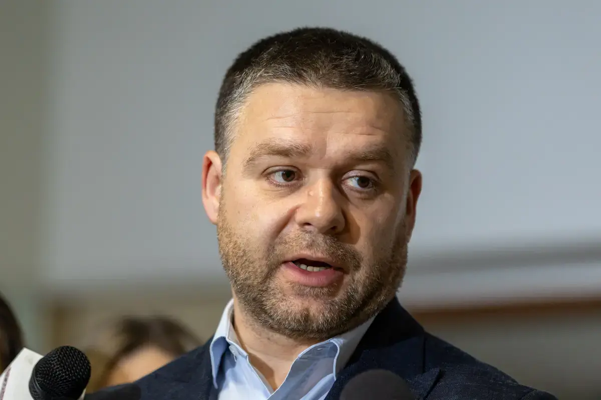 Tribunalul București suspendă reorganizarea Primăriei Capitalei