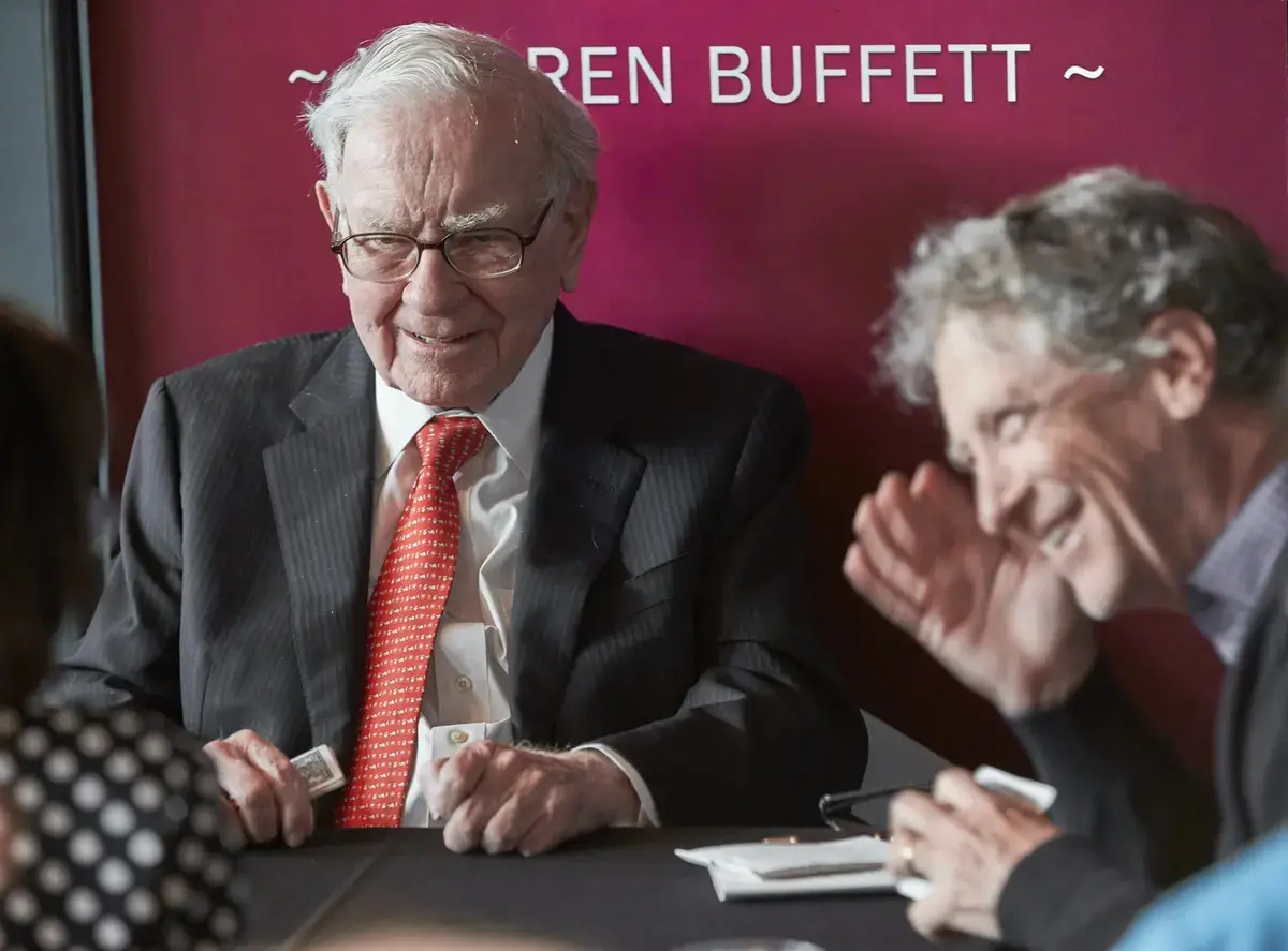 Warren Buffett: Retragerea donațiilor către Fundația Gates, o decizie fără surprize