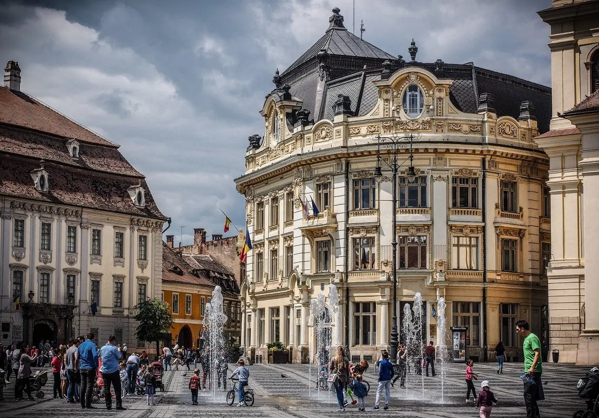 Primăria Sibiu rambursează 70 milioane de lei, economisind 3,5 milioane