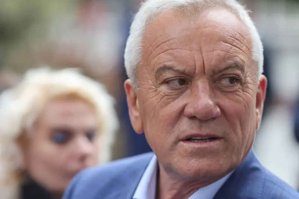 Primarul din Buzău îl atacă pe Nicușor Dan: Bă, desemnează, bă, premier! Nu putem să o lălăim atât